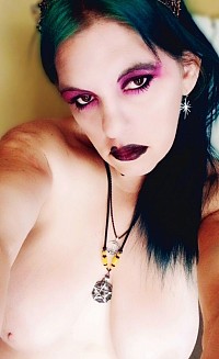 Green hair slave top direct gaze