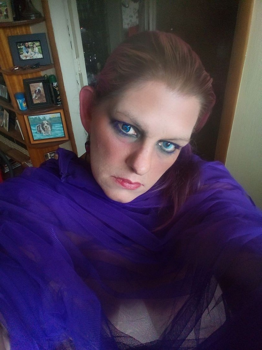 Blue side part